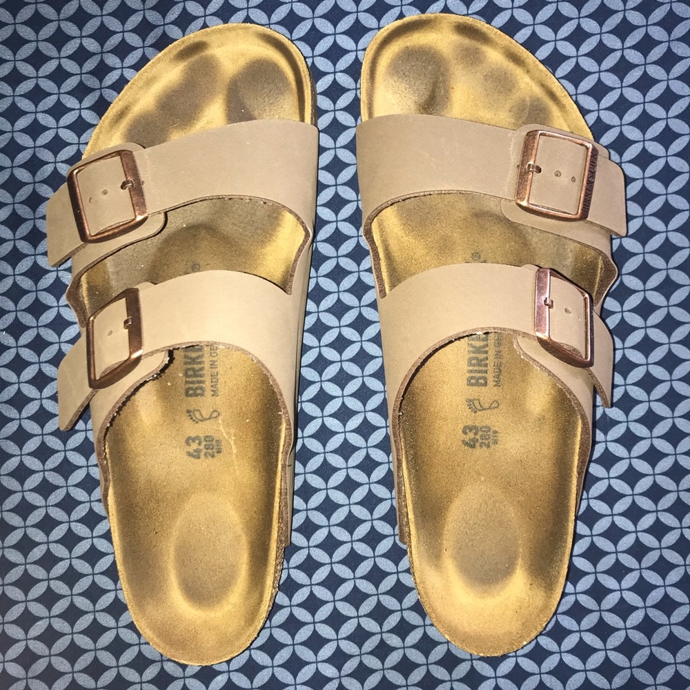 Size 43 regular width Arizona Birkenstock sandals
